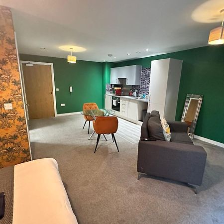Adelphi Wharf Apartments By Beehosting Manchester Eksteriør bilde